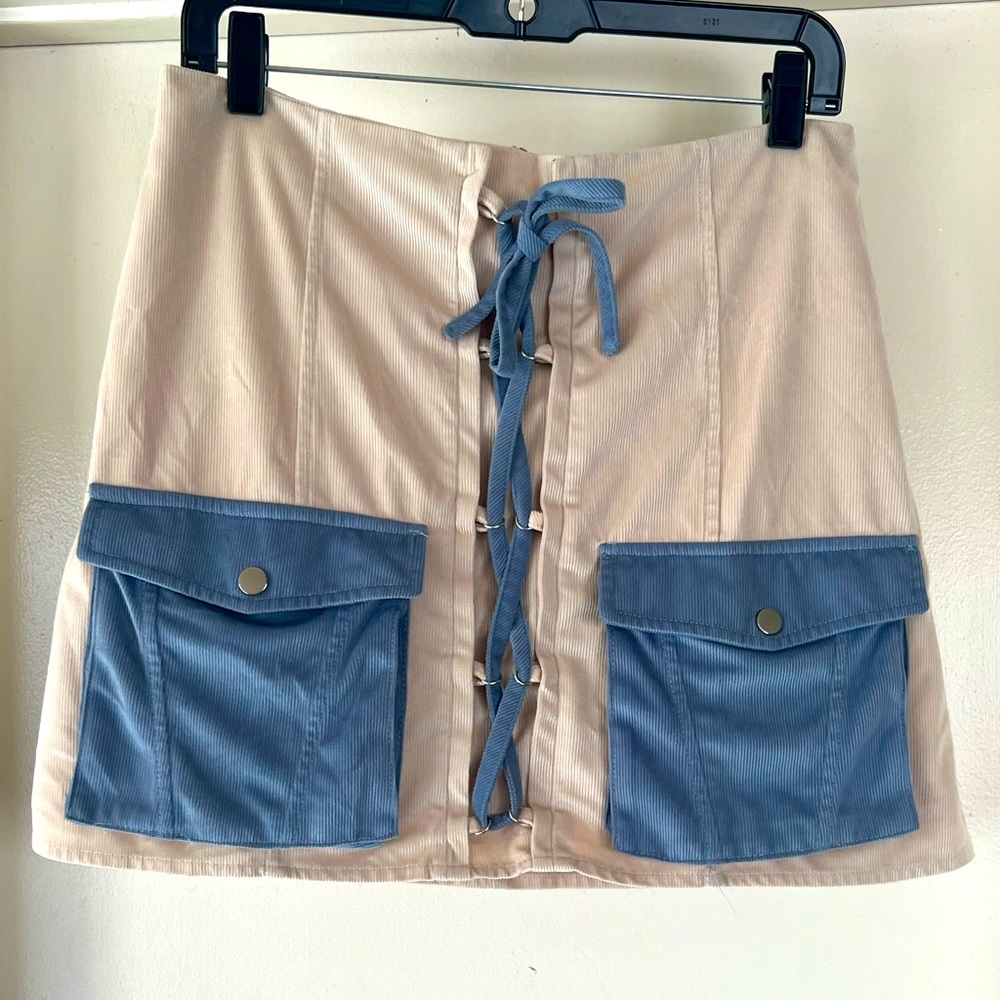 SHEIN skirt, size L, corduroy style with pockets